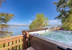 其他 2 Madrona Beach House by Avantstay Waterfront Home