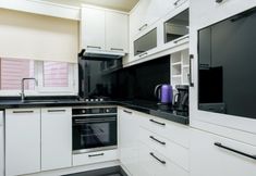 Others 2 Modern Spacious Flat w Balcony 5 min to Taksim