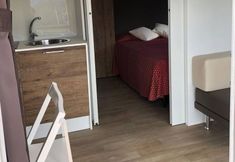 Lain-lain 4 Functional Mini Luxury Lodges Near Camerino