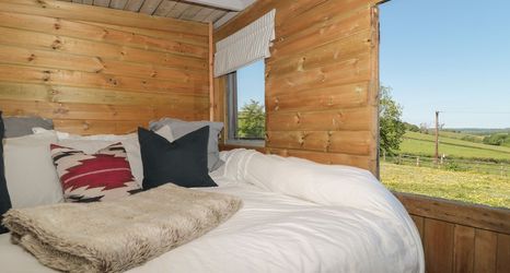 อื่นๆ 2 The Snug