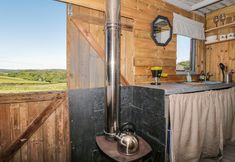 อื่นๆ 6 The Snug