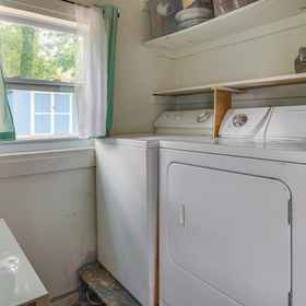 Interior 1 Atlanta Vacation Rental ~ 3 Mi to Downtown!, Hotel Institute of Paper and Science Technology