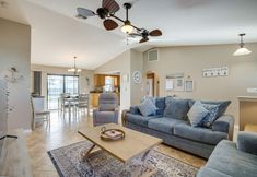 Others 2 6 Mi to Beach: Cape Coral Home w/ Private Pool