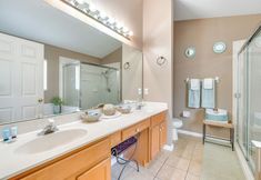 Others 6 10 Mi to Disney: Home w/ Spa & Heated Pool!