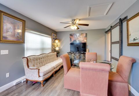 Others 9 Mi to Disney World: Townhome w/ Pool Access!