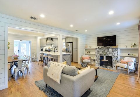 Others Pecan Blue Frisco Home w/ Private Yard & Hot Tub