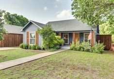 Others 2 Pecan Blue Frisco Home w/ Private Yard & Hot Tub