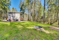 Lain-lain 5 Hoodsport Vacation Rental w/ Private Lake Access!