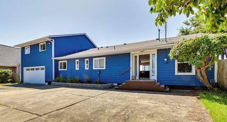 Others 2 Moclips Home w/ Hot Tub & Stunning Beach Views!