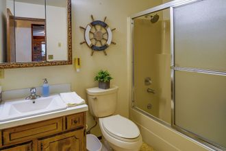 Others 4 Westport Retreat w/ Pool Table: Walk to State Park