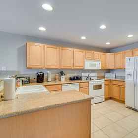 Interior1Westport Vacation Rental: Walk to Beach!,Coastal Interpretive Center飯店