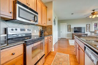 Others 4 Jonestown Condo on Lake Travis w/ Community Pool!