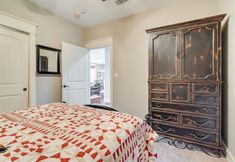 Others 2 Jonestown Condo on Lake Travis w/ Community Pool!