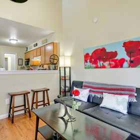 Primary image 1 Austin Condo w/ Pool Access: 5 Mi to Downtown!, Hotel Taman Distrik Mabel Davis