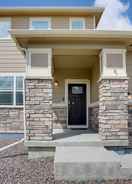 Primary image Commerce City Home Overlooking Bison Reserve!