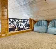 Lain-lain 7 Conifer Log Cabin Rental w/ Private Hot Tub & Pond