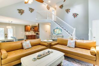 Others 4 5 Mi to Beach: Family Gem w/ Deck in Rehoboth