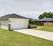 Others 2 Updated New Braunfels Home w/ Fire Pit!