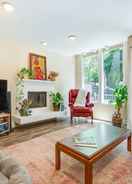 Primary image Beautiful Boulder Townhome: Walk to CU & Pearl St!