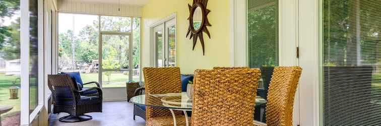 อื่นๆ Dog-friendly Navarre Retreat w/ Screened-in Porch!