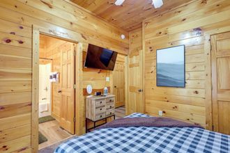 其他 4 5 Mi to Dtwn: Cabin w/ Hot Tub in Pigeon Forge!