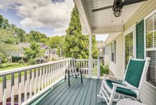 Others Pigeon Forge Home w/ Deck & Hot Tub Near Town!