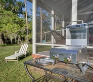 Others 4 Riverfront Sanford Getaway Near Kayak Launch!