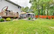 Lainnya 7 Cozy Poconos Getaway w/ Hot Tub & Game Room