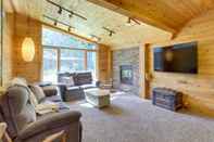 Others Cozy Provo Retreat With a Charming Fireplace!