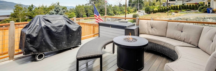 Others Dog-friendly Anacortes Retreat w/ Shared Hot Tub!