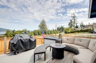 Others Dog-friendly Anacortes Retreat w/ Shared Hot Tub!