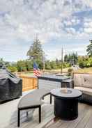 Primary image Dog-friendly Anacortes Retreat w/ Shared Hot Tub!