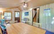 Others 3 Pocono Petes Mountain Chalet w/ Hot Tub & Deck!