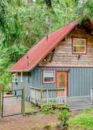 Primary image Peaceful Mt. Hood Cabin w/ Hot Tub & Fire Pit!