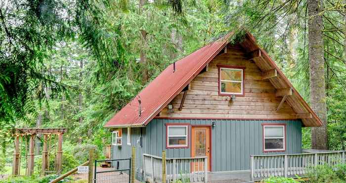 อื่นๆ Peaceful Mt. Hood Cabin w/ Hot Tub & Fire Pit!