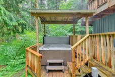 其他 Peaceful Mt. Hood Cabin w/ Hot Tub & Fire Pit!