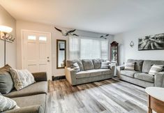 其他 2 Rochester Retreat Near Parks, Entertainment & More