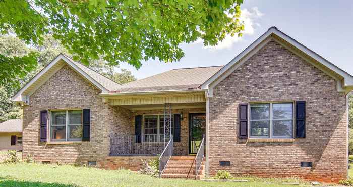 Others Charming Greenville Home 6 Mi to Downtown!