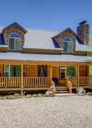 Primary image Cedar City Cabin w/ Wraparound Porch & 2 Grills!