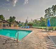 Others 2 Dog-friendly Huntsville Vacation Rental w/ Pool!