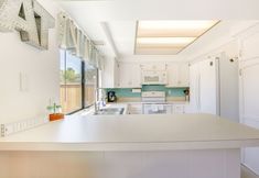 Others 2 Solana Beach Condo w/ 4 Pools & Beach Access!