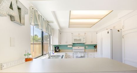 Others 2 Solana Beach Condo w/ 4 Pools & Beach Access!