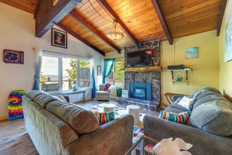 其他 4 Hot Tub, Grill & Views: Waldport Getaway!