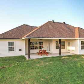 Interior 1 ~ 10 Mi to Dtwn Mckinney: Home w/ Patio & Yard, Collin County Hotels