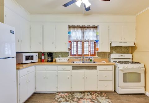 Others Buffalo Vacation Rental ~ 8 Mi From Canalside!