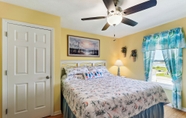 Lain-lain 6 Surf City Vacation Rental: Walk to Beach!