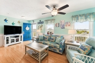 Lain-lain Surf City Vacation Rental: Walk to Beach!