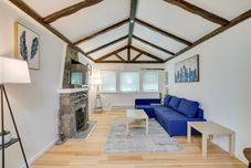 Others Creekside Hudson Valley Retreat ~ 4 Mi to Winery!