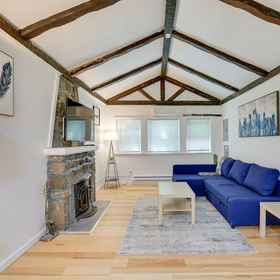 Primary image1Creekside Hudson Valley Retreat ~ 4 Mi to Winery!,奥兰治县別墅