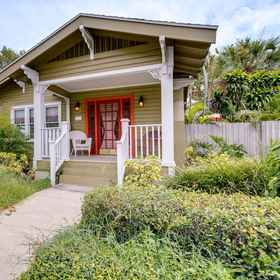 Primary image 1 Charming St Petersburg Bungalow 2 Mi to Downtown!, Hotel Eckerd College